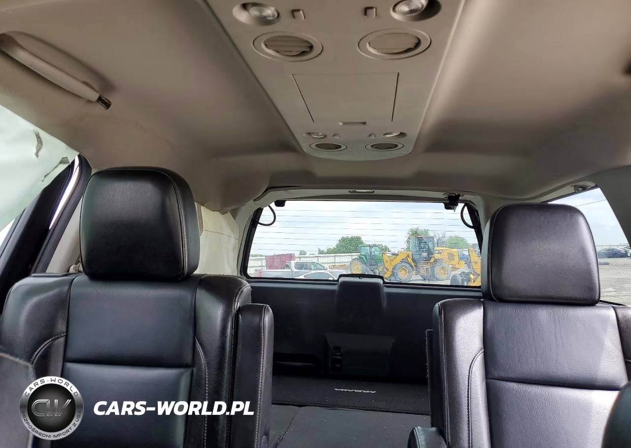 2014 Nissan Armada Platinum VIN:5N1BA0NF2EN612189 - 10