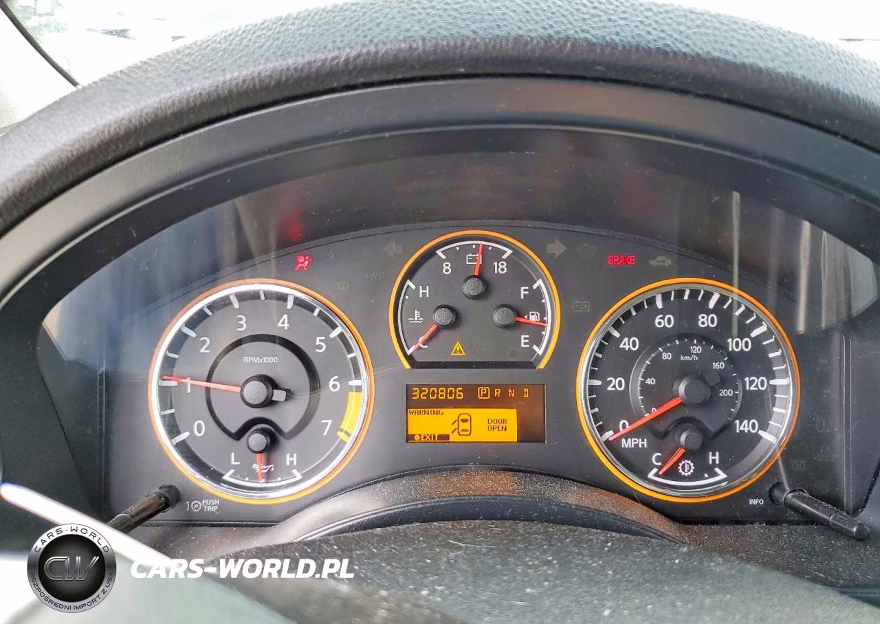 2014 Nissan Armada Platinum VIN:5N1BA0NF2EN612189 - 9