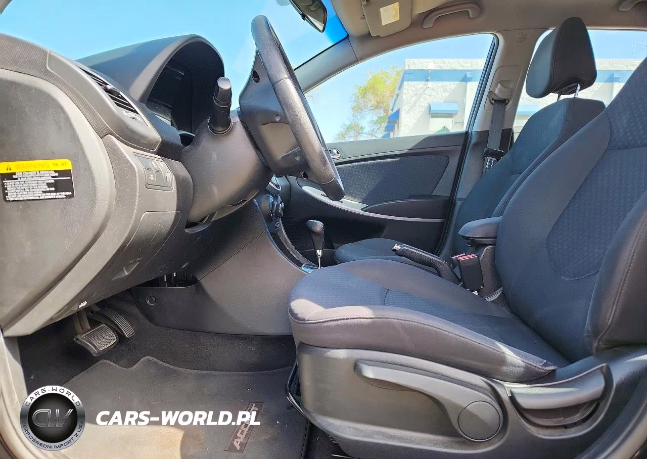 2012 Hyundai Accent Gls VIN:KMHCU5AEXDU061424 - 7