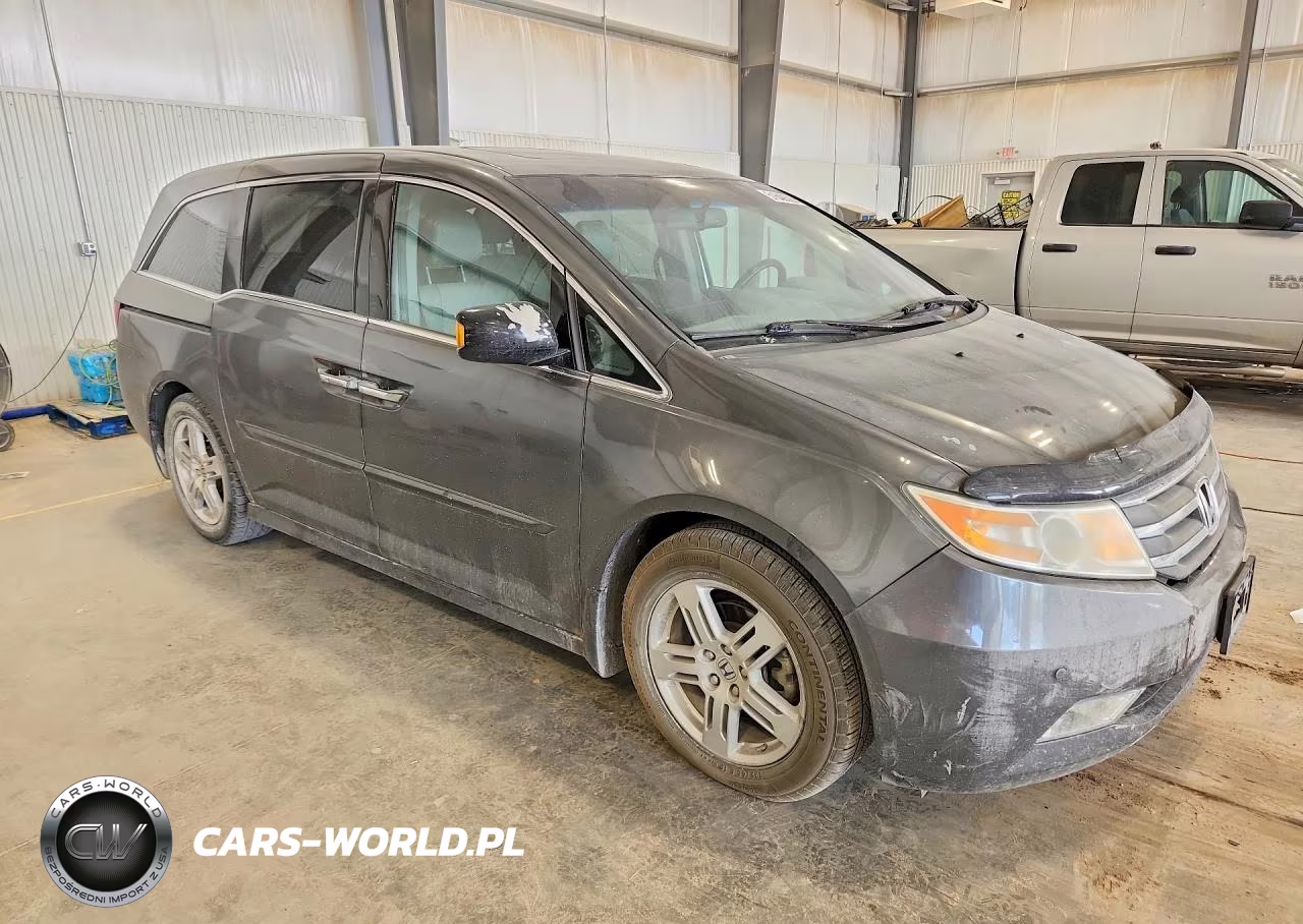 2011 Honda Odyssey Touring VIN:5FNRL5H96BB038075 - 4