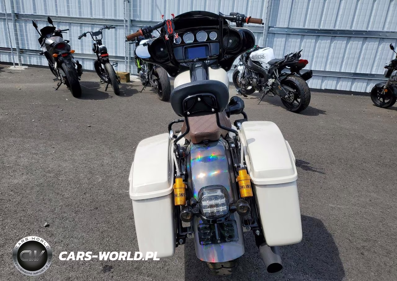 2023 Harley Davidson Flhxst VIN:1HD1ABL14PB659178 - 4