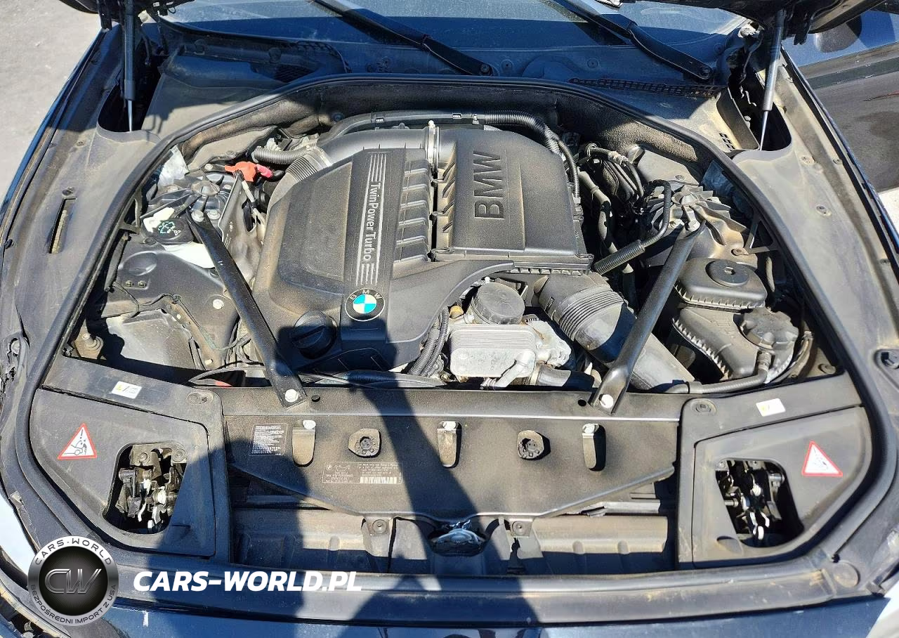 2013 BMW 535 Xi VIN:WBAFU7C58DDU73588 - 11