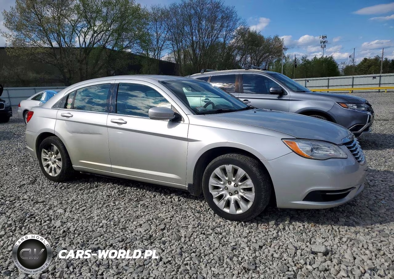 2012 Chrysler 200 Lx VIN:1C3CCBAB5CN184038 - 4