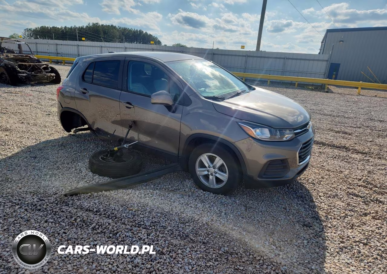2022 Chevrolet Trax Ls VIN:KL7CJNSM3NB517261 - 4