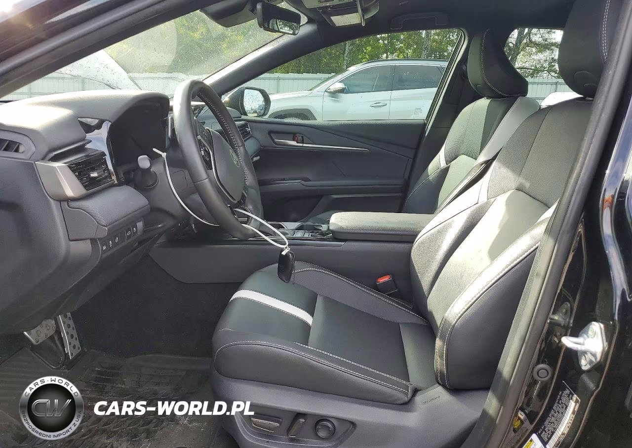 2025 Toyota Camry Se VIN:4T1DAACK6SU049826 - 7