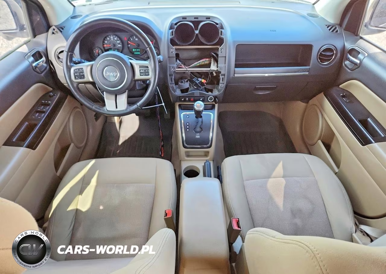 2012 Jeep Compass Latitude VIN:1C4NJCEB2CD634339 - 8