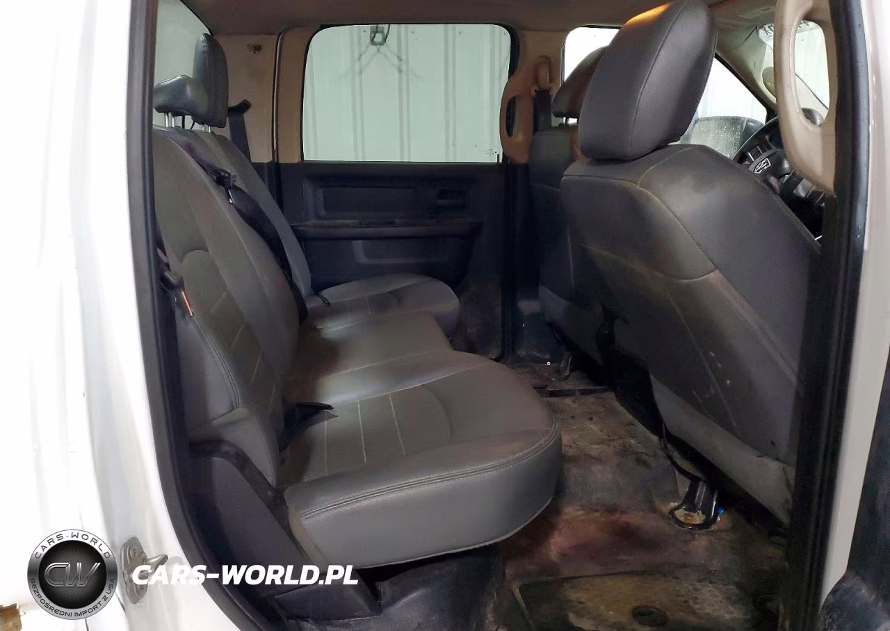 2018 Ram 2500 St VIN:3C6TR5HT0JG293823 - 10
