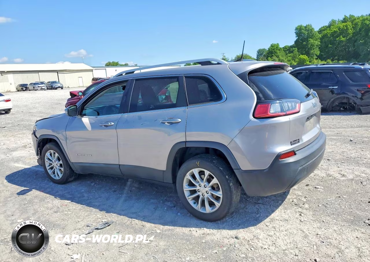 2019 Jeep Cherokee Latitude VIN:1C4PJLCB0KD469787 - 2