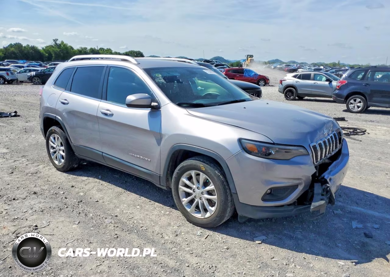 2019 Jeep Cherokee Latitude VIN:1C4PJLCB0KD469787 - 4
