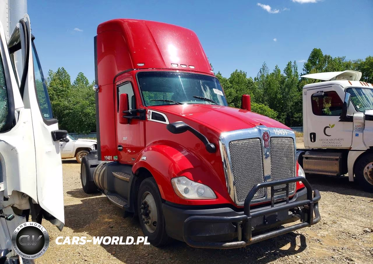 2019 Kenworth T680 Semi Truck