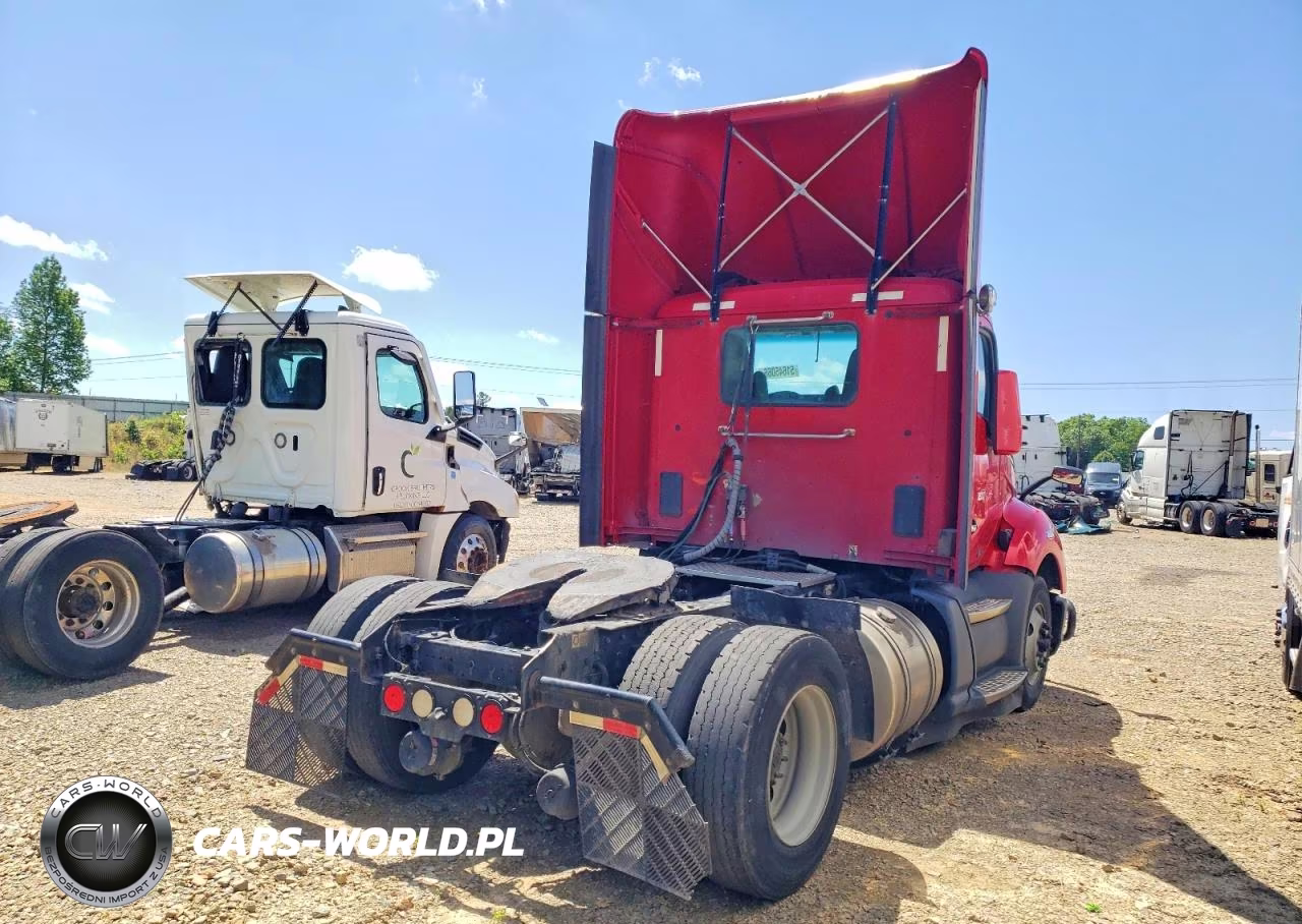 2019 Kenworth T680 Semi Truck VIN:1XKYA48X0KJ300518 - 4