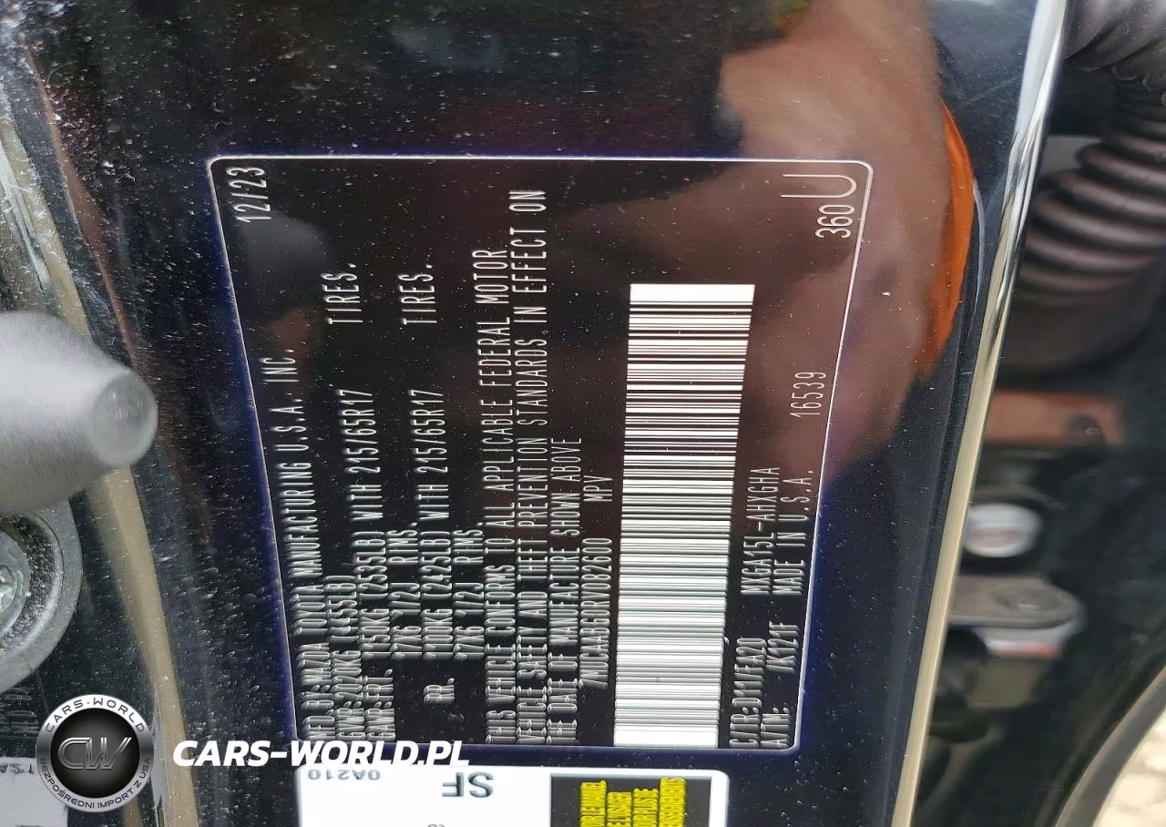 2024 Toyota Corolla Cross Le VIN:7MUCAABG0RV082600 - 13