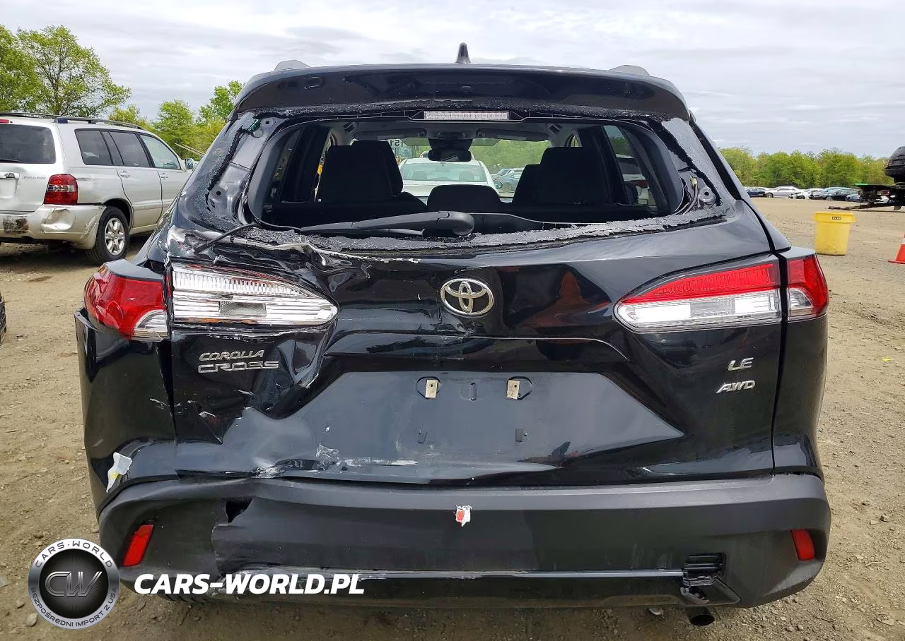 2024 Toyota Corolla Cross Le VIN:7MUCAABG0RV082600 - 6