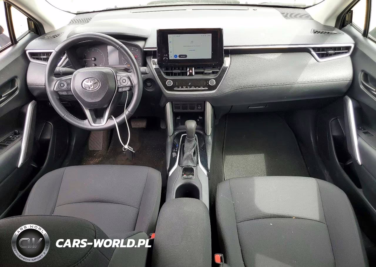2024 Toyota Corolla Cross Le VIN:7MUCAABG0RV082600 - 8