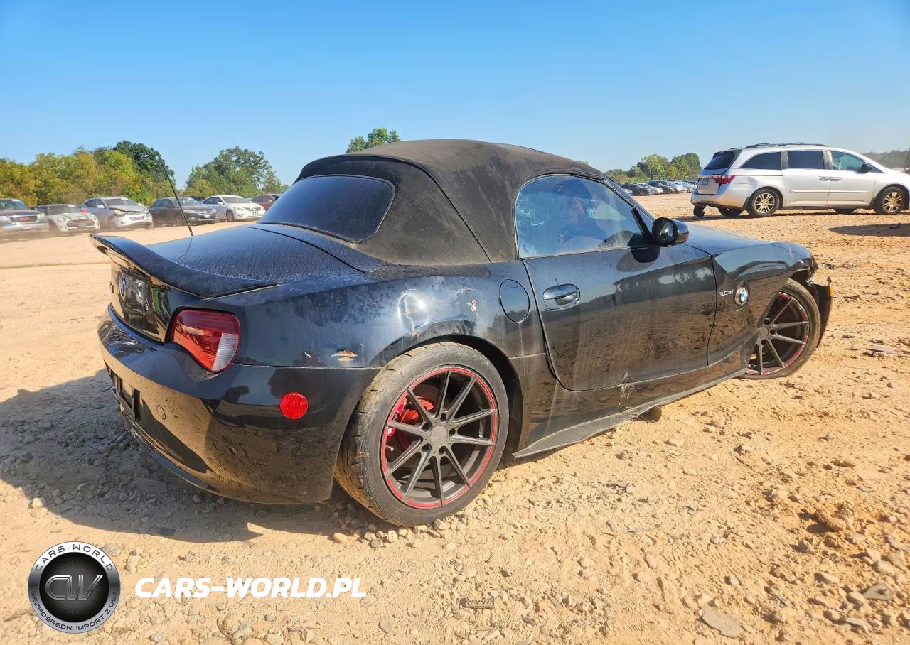 2006 BMW Z4 3.0 VIN:4USBU335X6LW58626 - 3