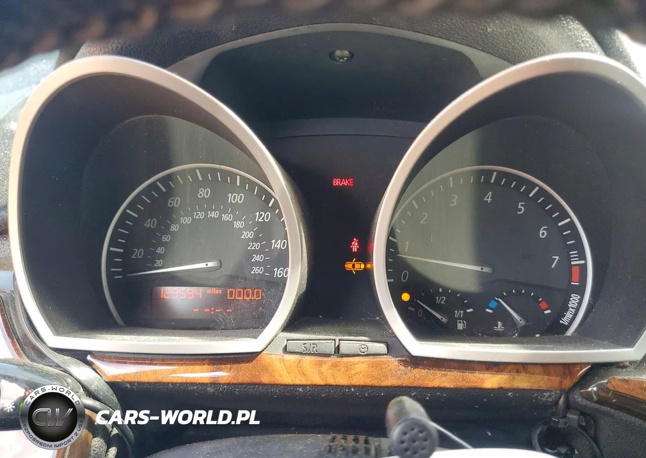 2006 BMW Z4 3.0 VIN:4USBU335X6LW58626 - 9