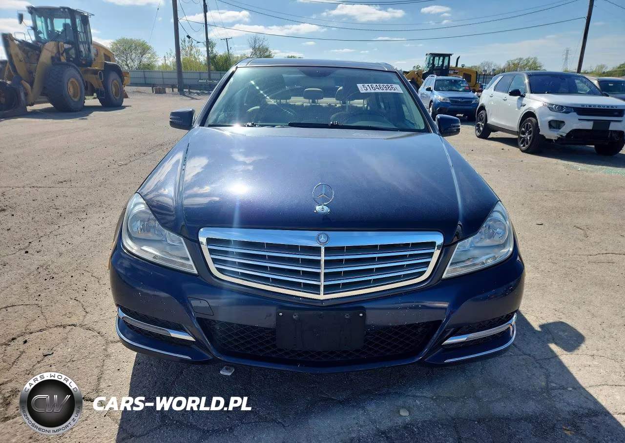 2013 Mercedes-Benz C 300 4Matic VIN:WDDGF8AB8DA818920 - 5