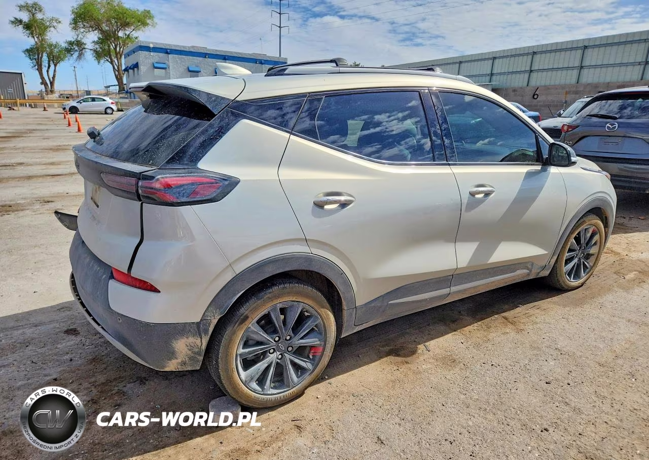 2023 Chevrolet Bolt Euv Premier VIN:1G1FZ6S0XP4108363 - 3