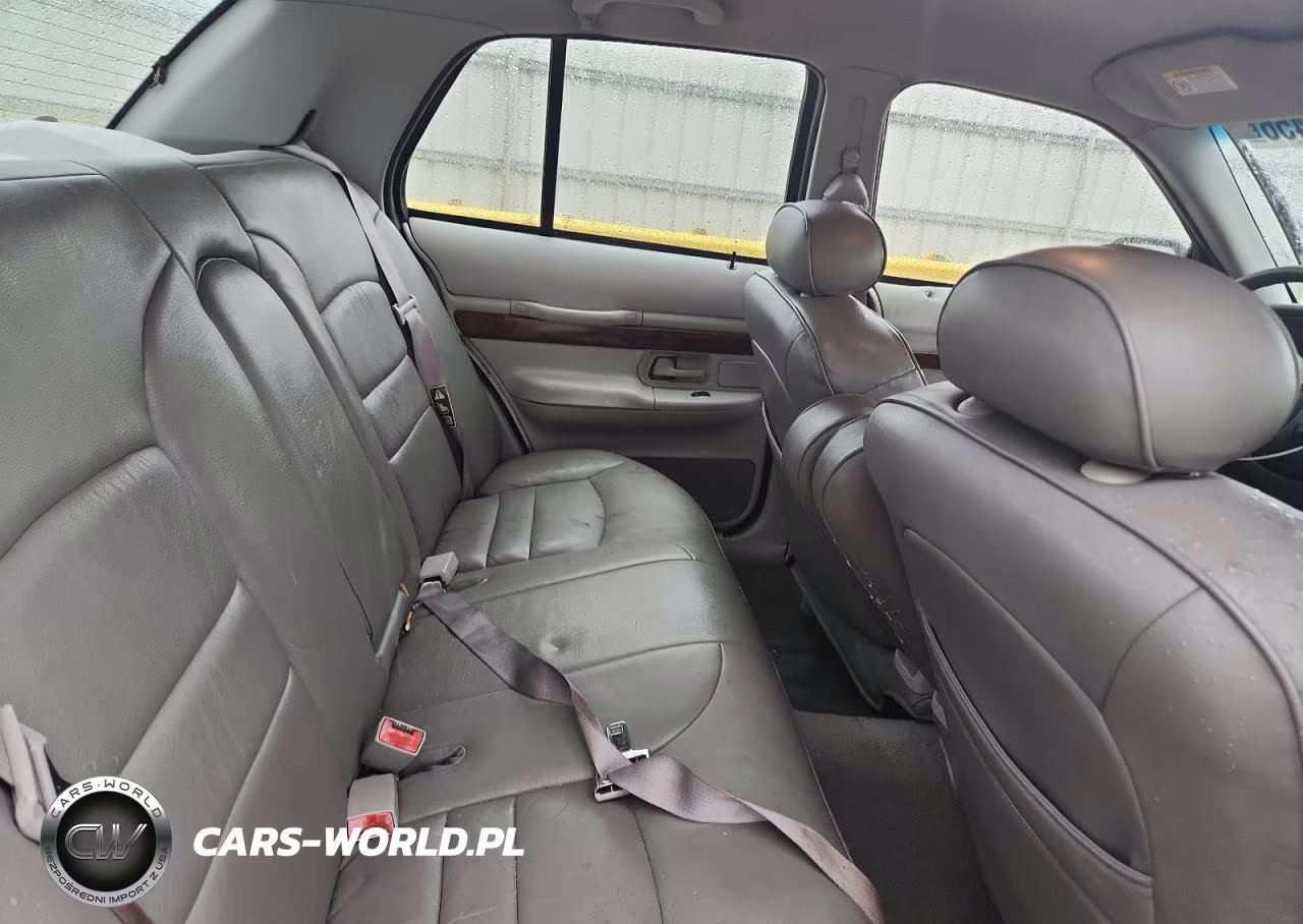 2002 Mercury Grand Marquis Gs VIN:2MEFM74W82X663986 - 10