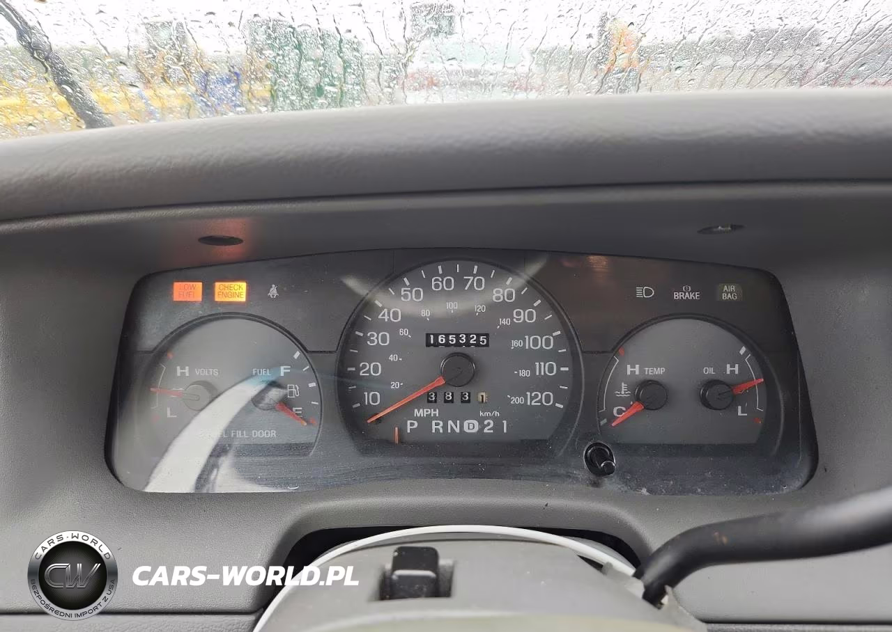 2002 Mercury Grand Marquis Gs VIN:2MEFM74W82X663986 - 9
