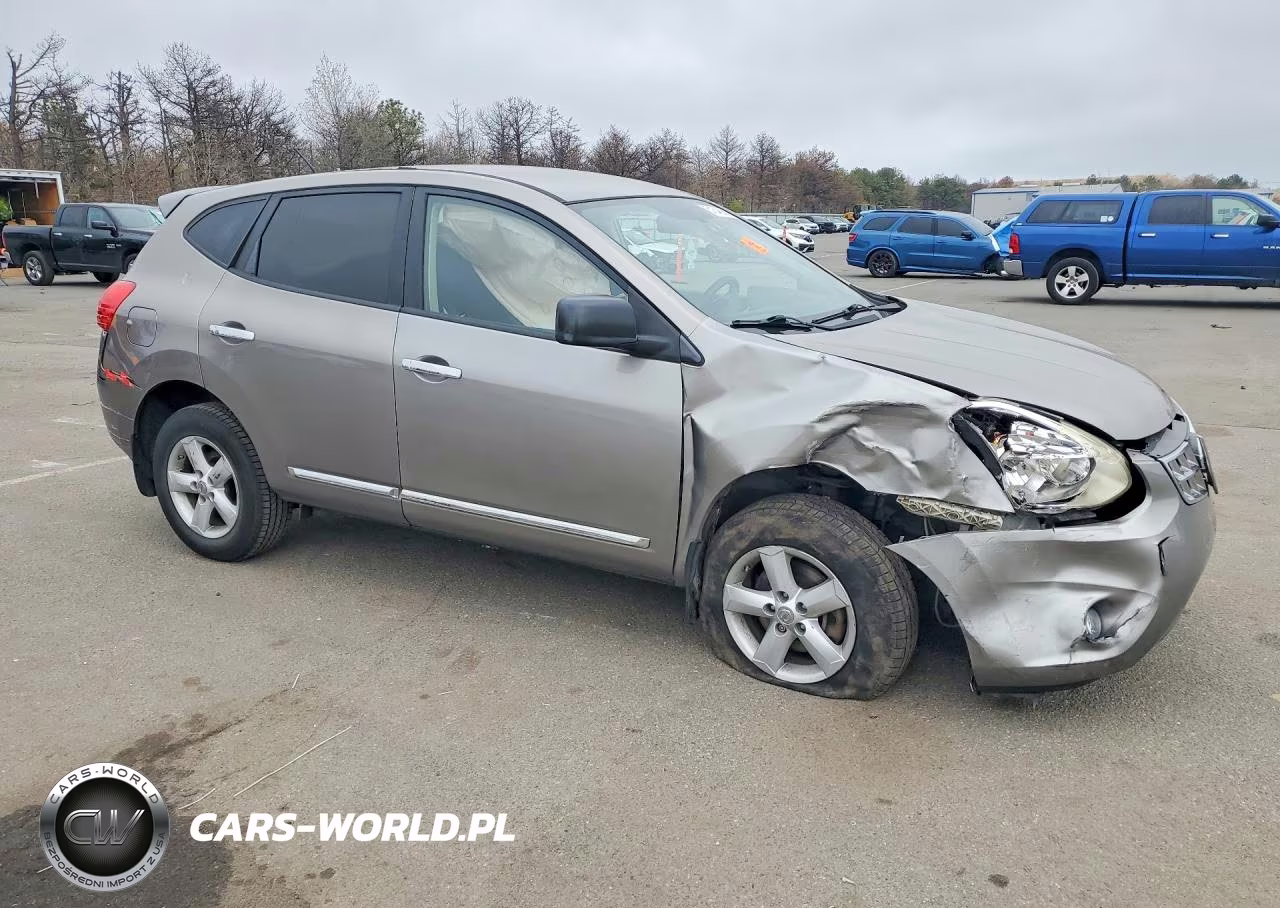 2012 Nissan Rogue S VIN:JN8AS5MV8CW708326 - 4