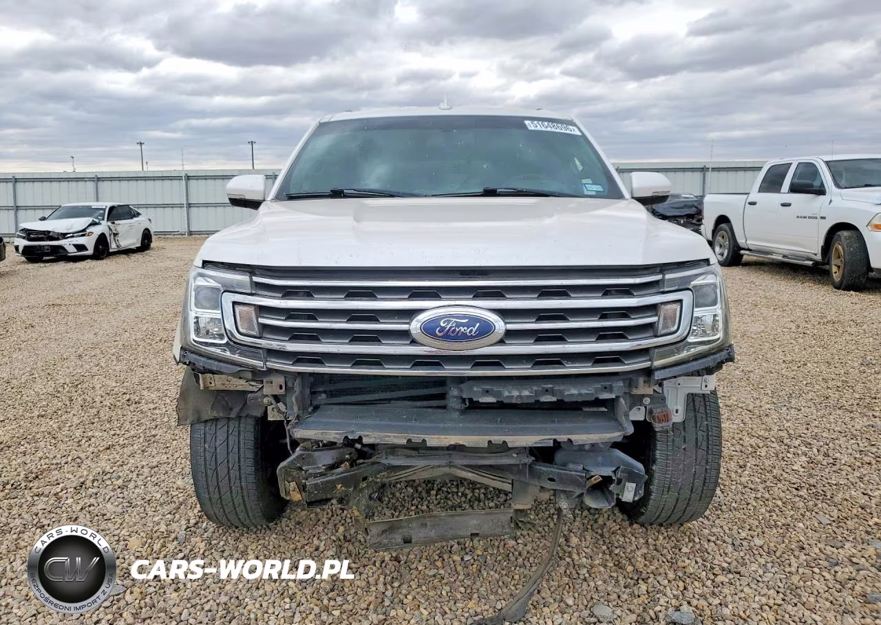 2018 Ford Expedition Xlt VIN:1FMJU1HT3JEA60724 - 5