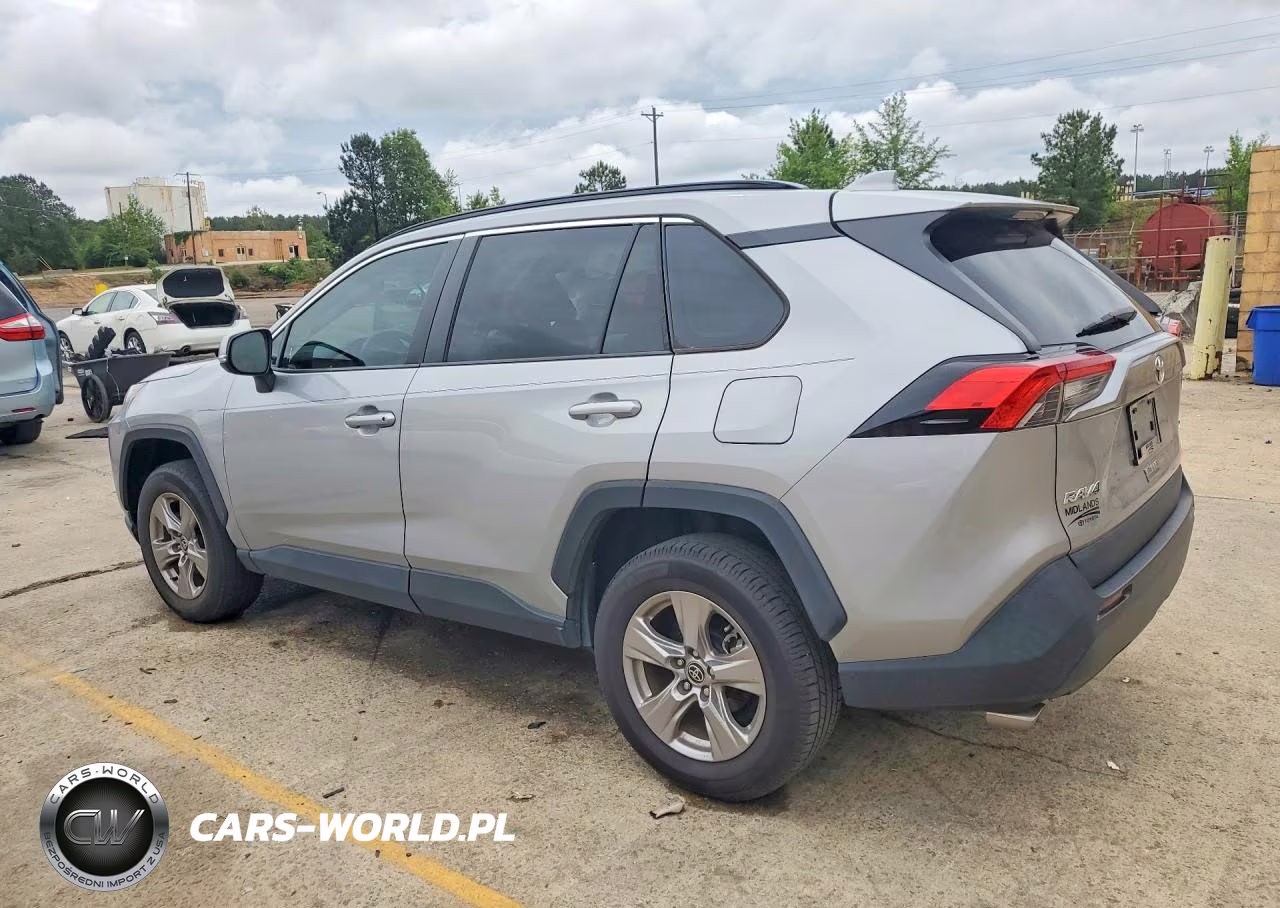 2022 Toyota Rav4 Xle VIN:2T3W1RFV7NW200570 - 2