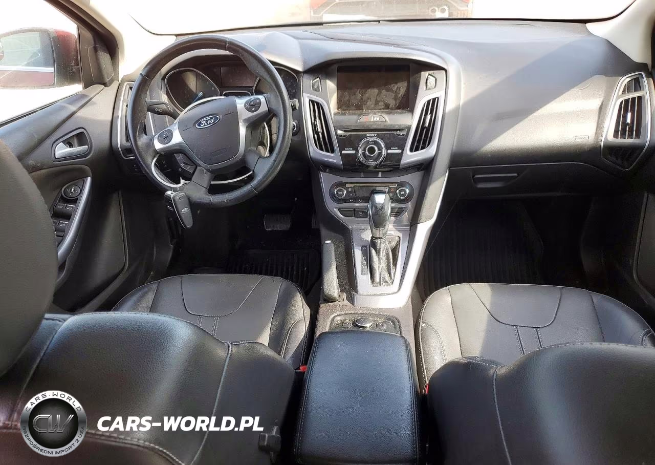 2014 Ford Focus Titanium VIN:1FADP3J23EL223398 - 8
