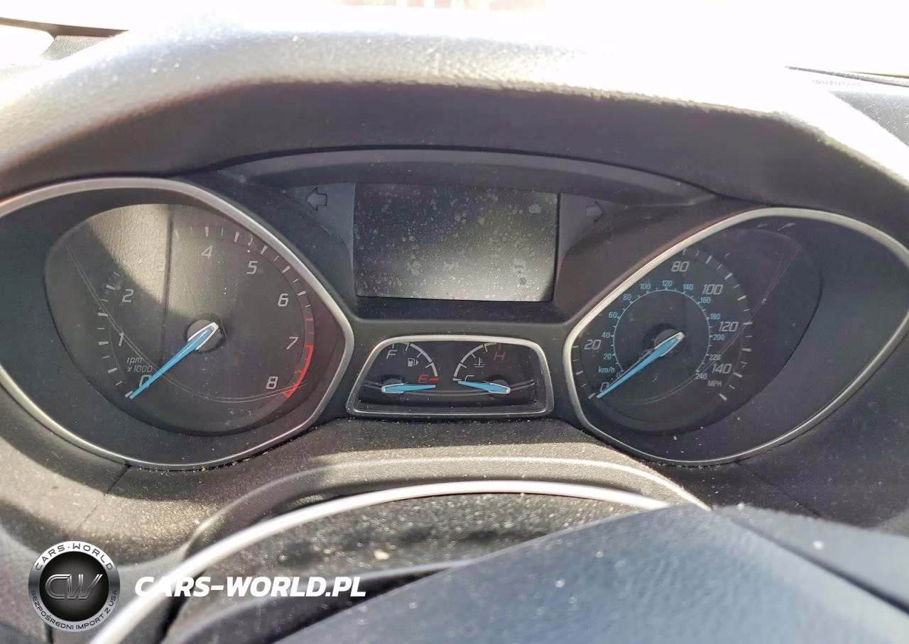 2014 Ford Focus Titanium VIN:1FADP3J23EL223398 - 9