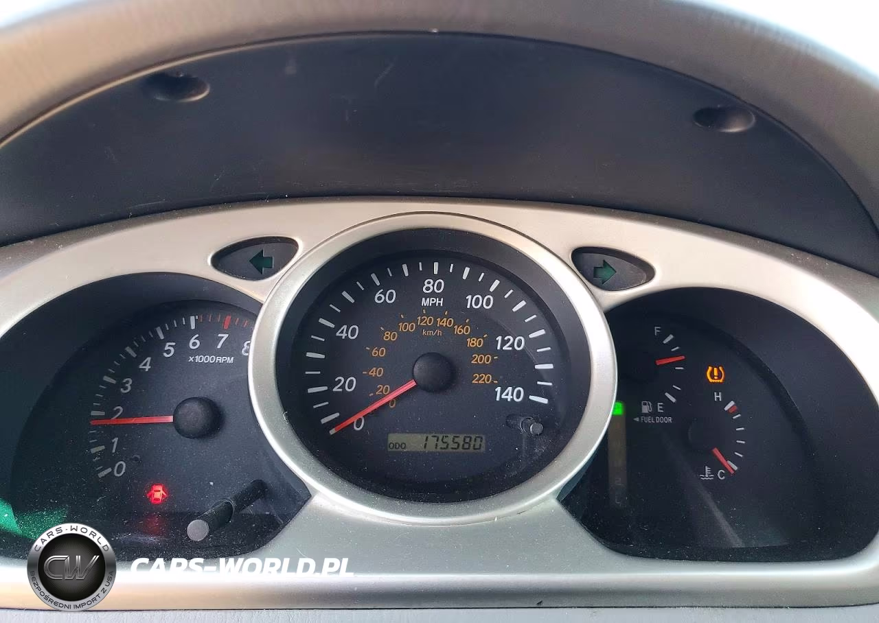 2006 Toyota Highlander Base VIN:JTEGD21A460132625 - 9