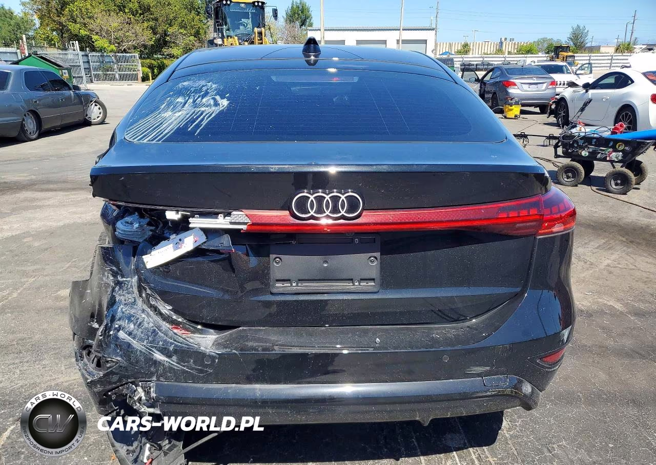 2025 Audi A6 E-Tron Premium 55 VIN:WAU1CAGH7SA019068 - 6