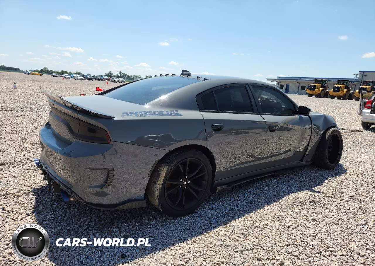 2018 Dodge Charger R VIN:2C3CDXCTXJH295139 - 3