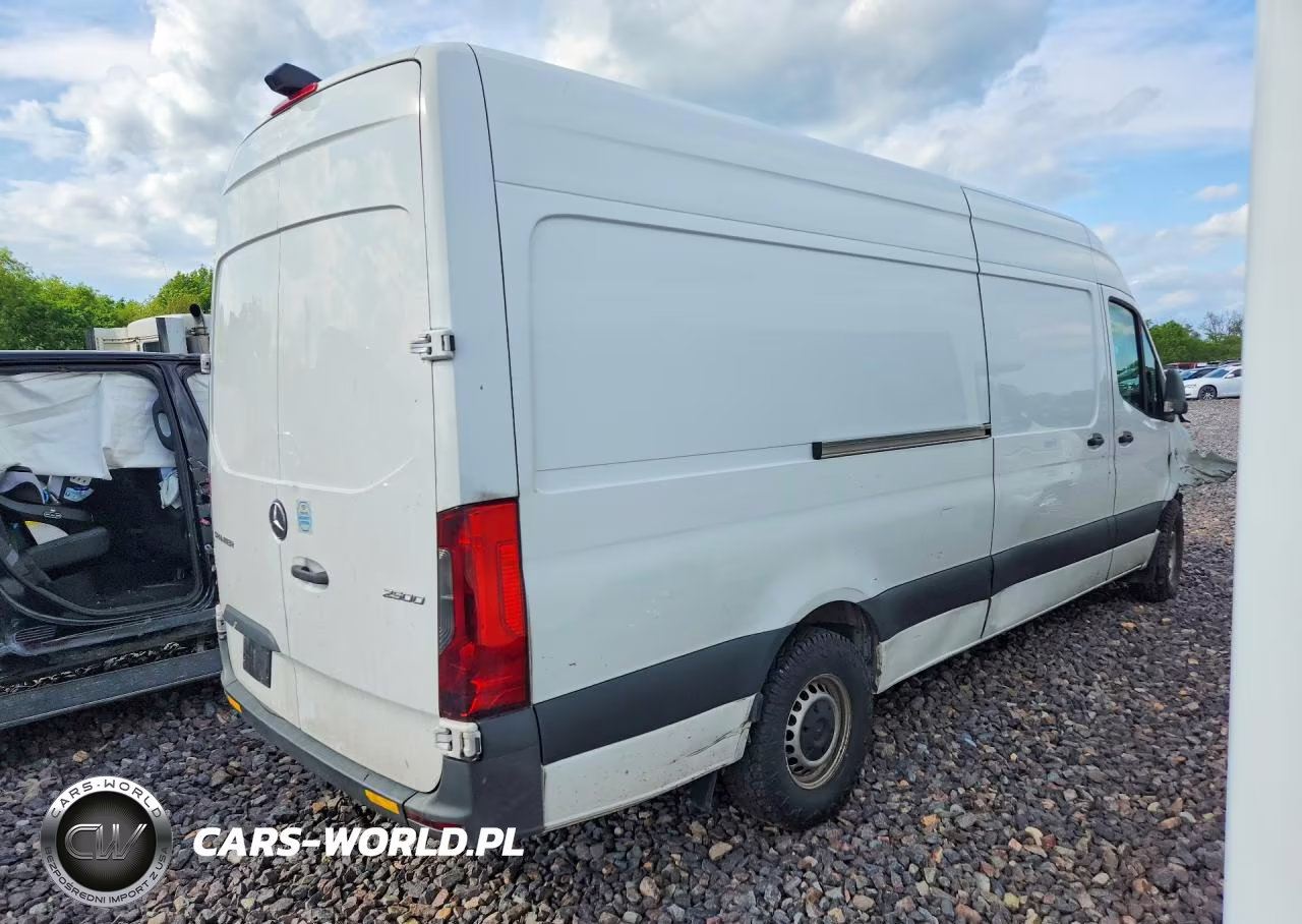 2021 Mercedes Benz Sprinter 2500 Delivery Van VIN:W1Y4DCHY2MT046303 - 3