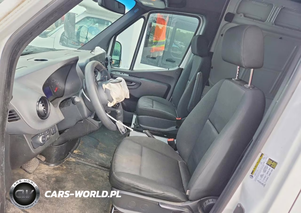 2021 Mercedes Benz Sprinter 2500 Delivery Van VIN:W1Y4DCHY2MT046303 - 7