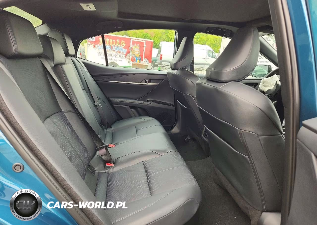 2026 Toyota Camry Xse VIN:4T1DAACK7TU285578 - 10