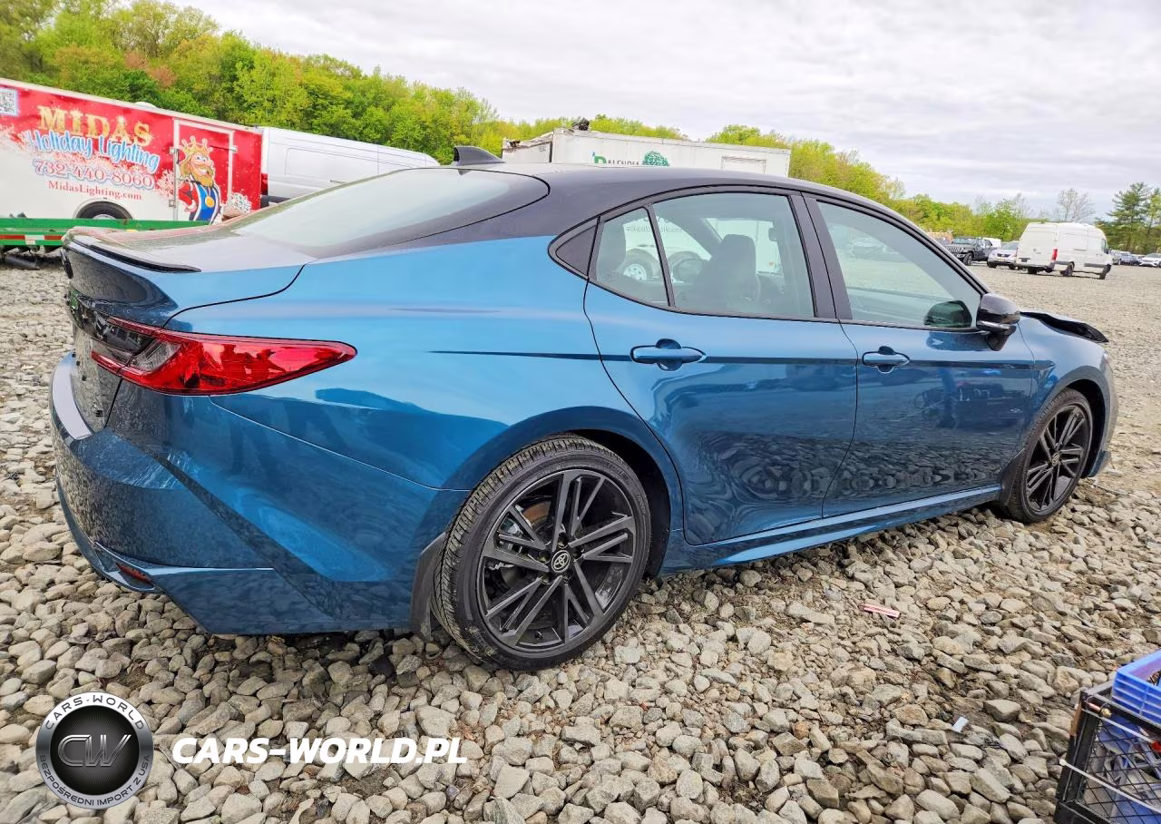 2026 Toyota Camry Xse VIN:4T1DAACK7TU285578 - 3