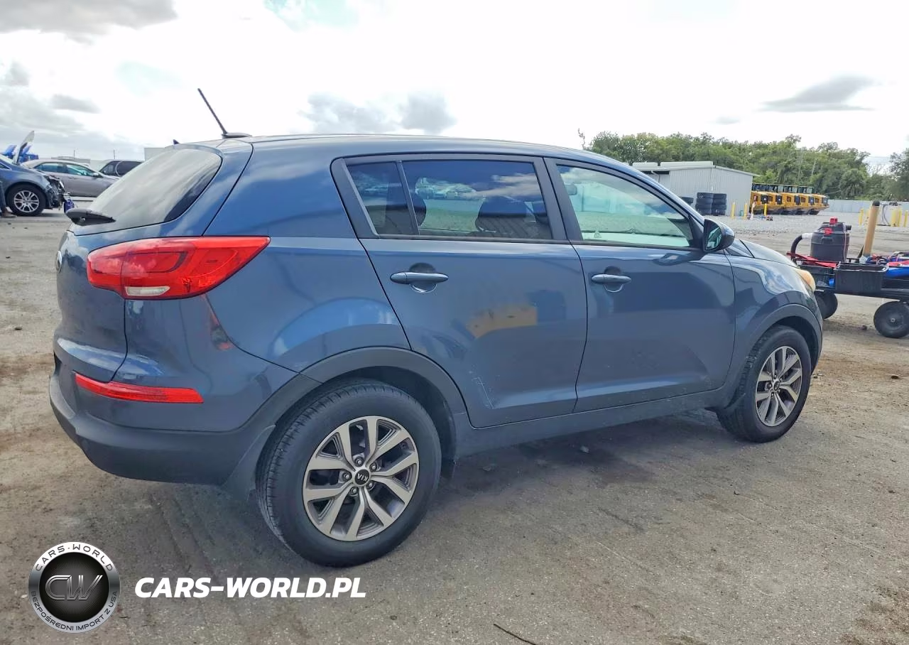 2016 Kia Sportage Lx VIN:KNDPB3AC1G7846710 - 3