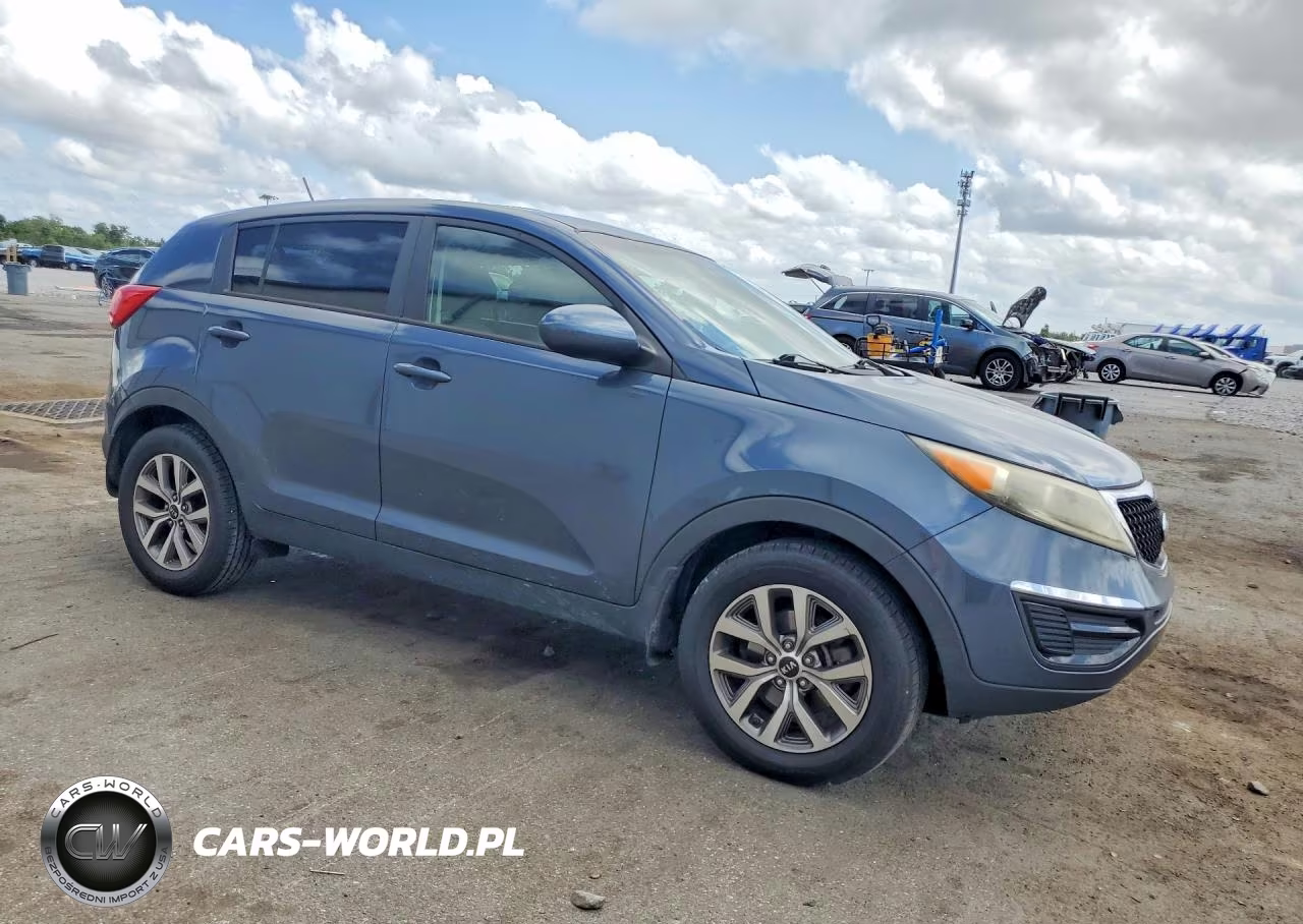2016 Kia Sportage Lx VIN:KNDPB3AC1G7846710 - 4