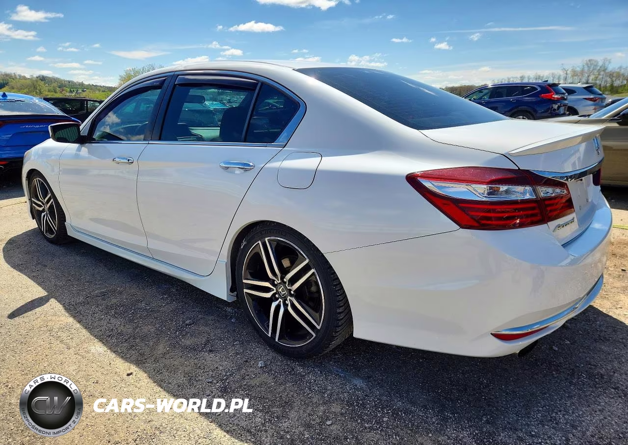 2016 Honda Accord Sport VIN:1HGCR2F57GA113872 - 2