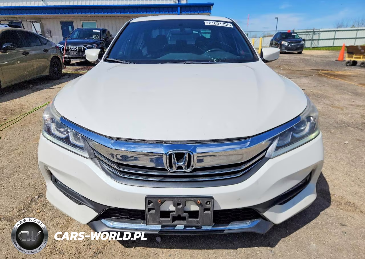 2016 Honda Accord Sport VIN:1HGCR2F57GA113872 - 5