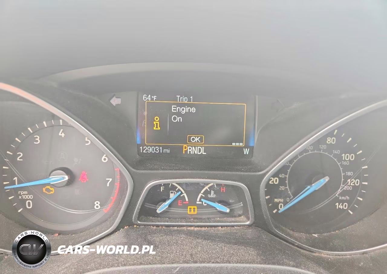 2018 Ford Focus Se VIN:1FADP3F26JL324101 - 9