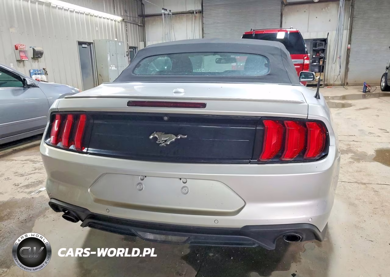 2018 Ford Mustang VIN:1FATP8UH0J5109799 - 6