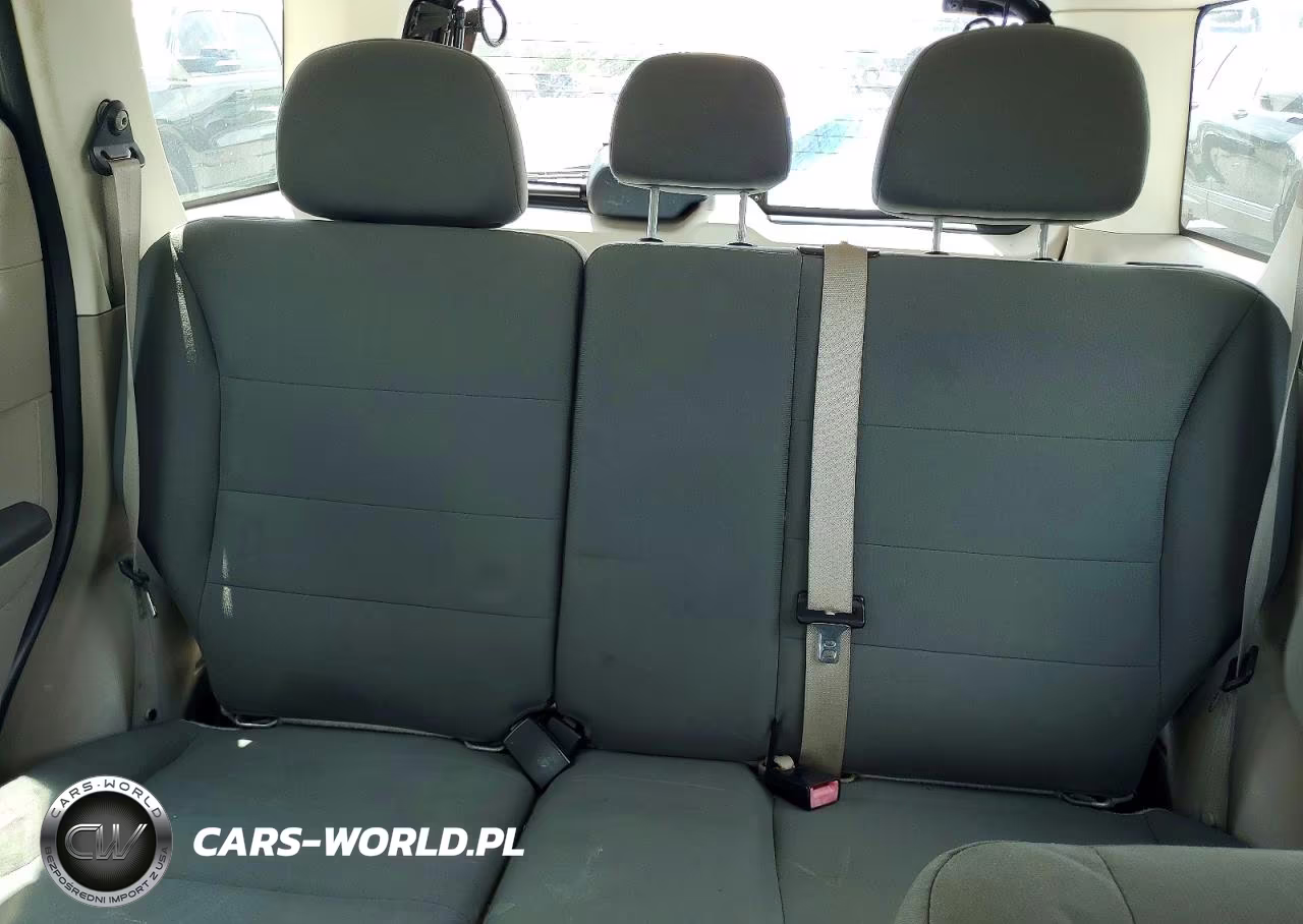 2012 Ford Escape Xls VIN:1FMCU9C78CKA84829 - 10