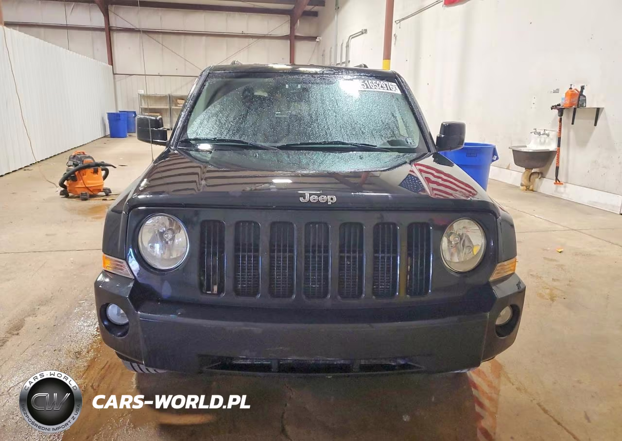 2010 Jeep Patriot Sport VIN:1J4NF1GBXAD642957 - 5