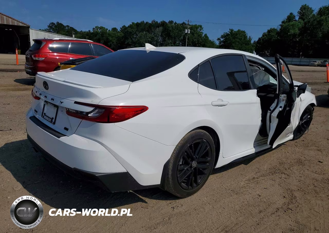 2025 Toyota Camry Se VIN:4T1DAACK9SU611766 - 3