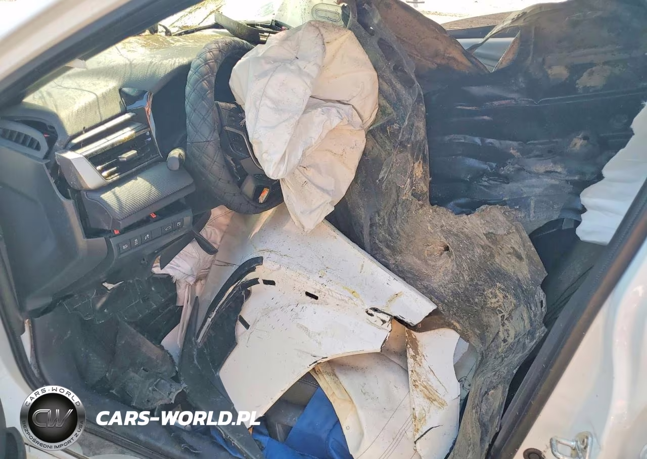2025 Toyota Camry Se VIN:4T1DAACK9SU611766 - 7