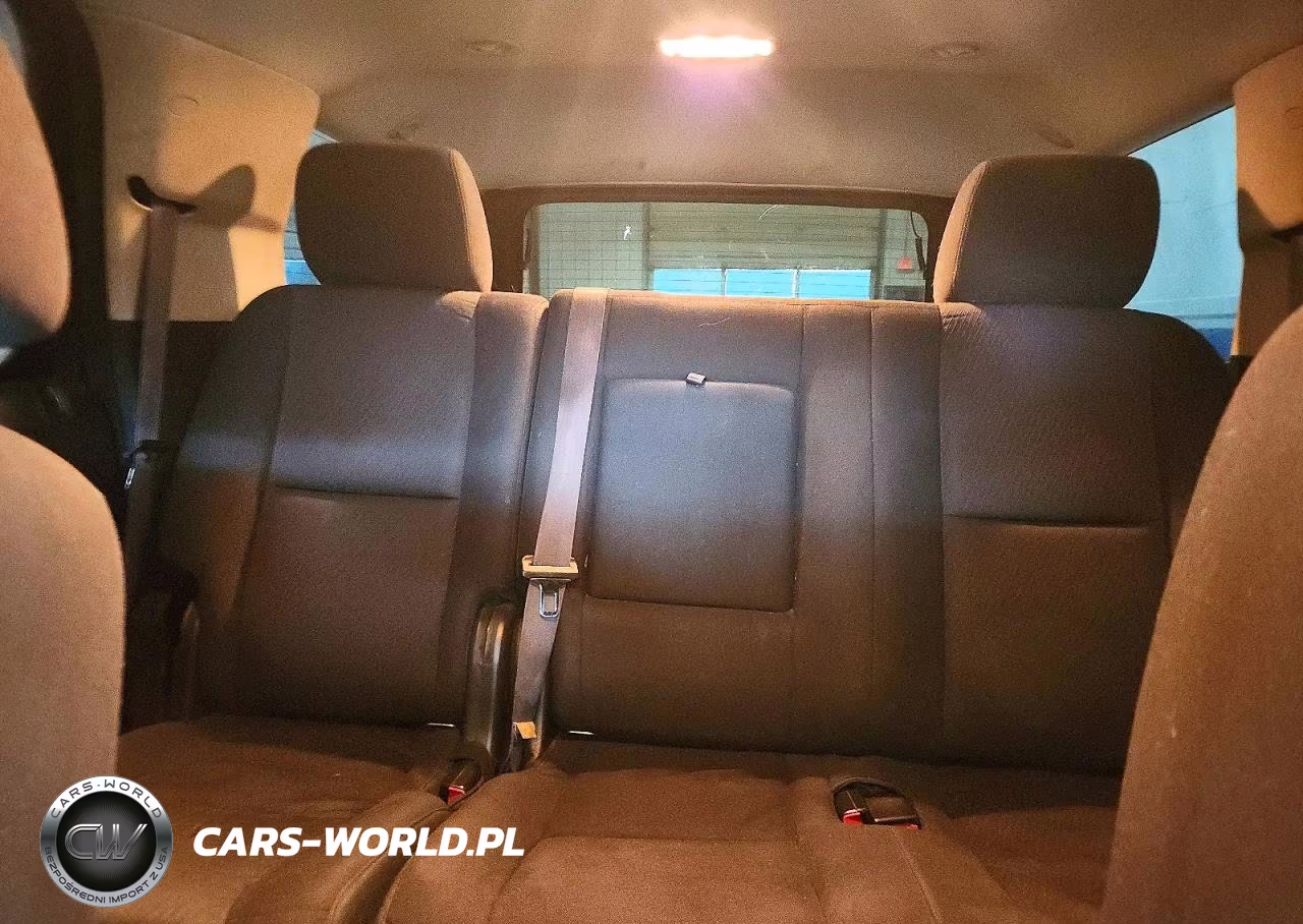 2011 Chevrolet Tahoe K1500 Ls VIN:1GNSKAE07BR195196 - 10
