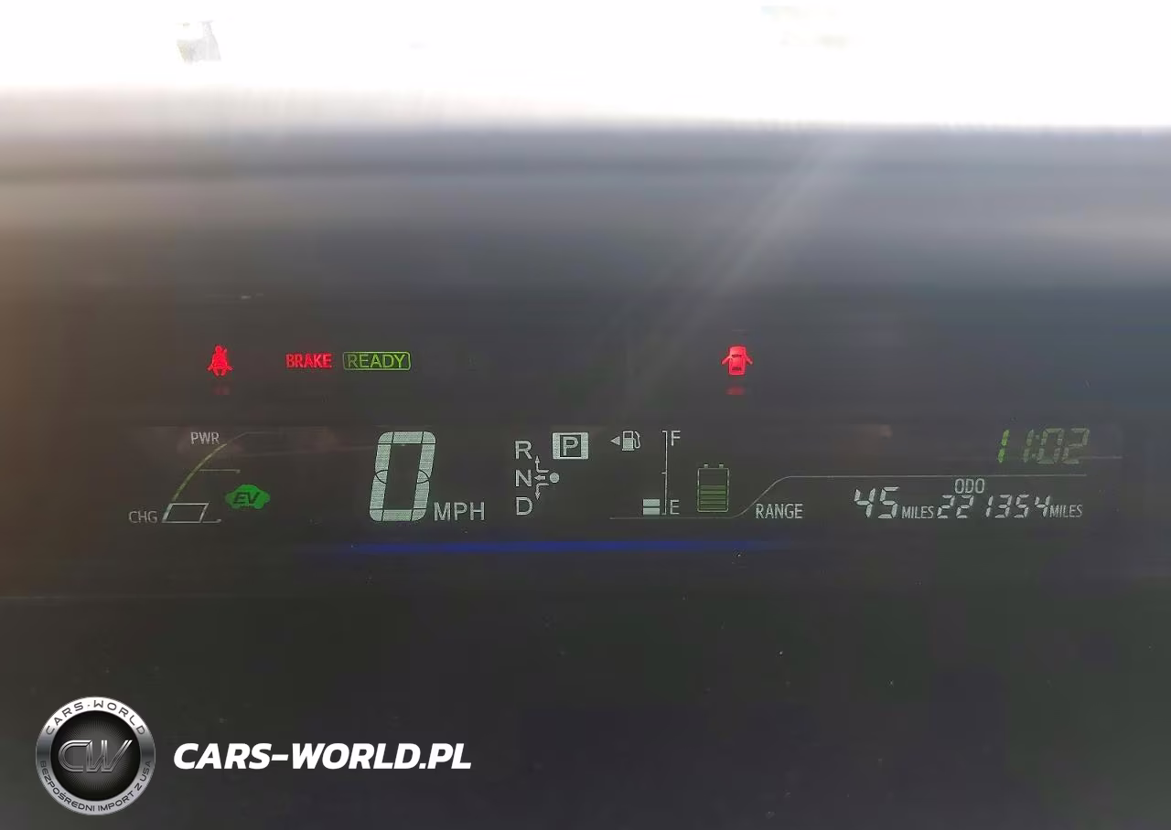 2014 Toyota Prius V Three VIN:JTDZN3EU1E3314607 - 9