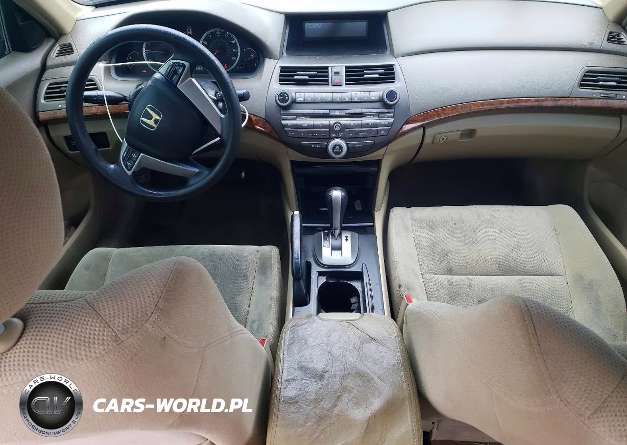 2009 Honda Accord VIN:1HGCP26729A064784 - 8