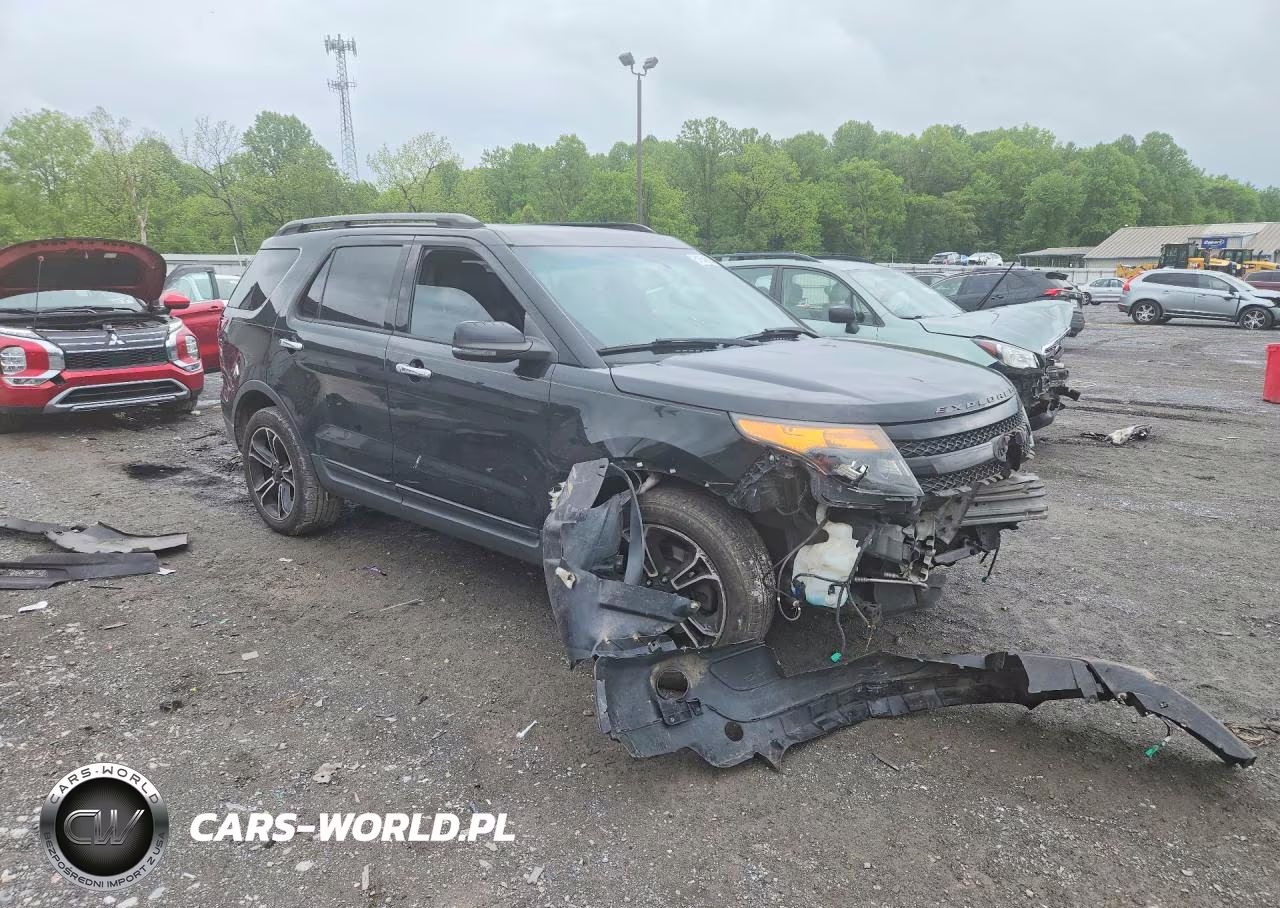 2013 Ford Explorer Sport VIN:1FM5K8GT4DGC09927 - 4